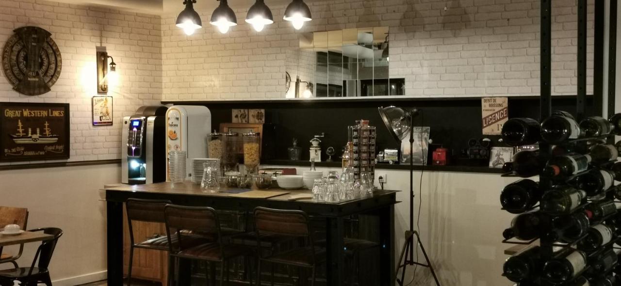 Hotel Restaurant La Voile - Le Dock'Er Локмаріаке Екстер'єр фото